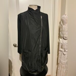 Sun Kim Wmn's L Black Manhattan Tunic, Asymmetric Zipper